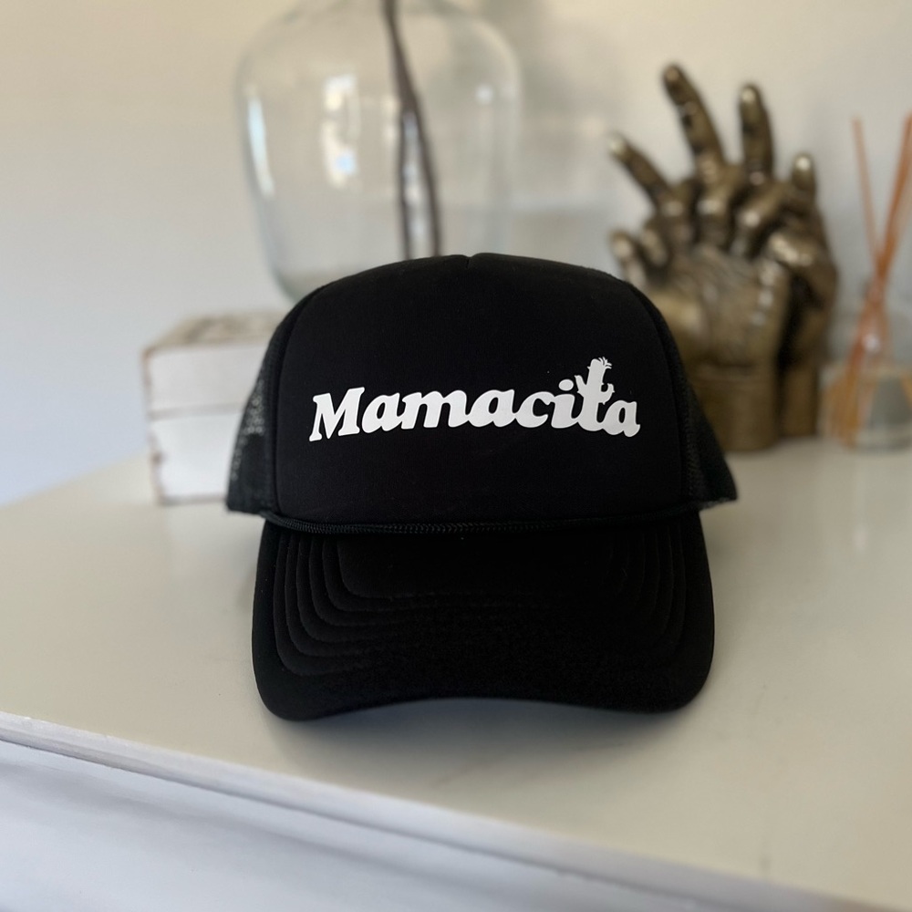 MAMACITA women’s trucker hat